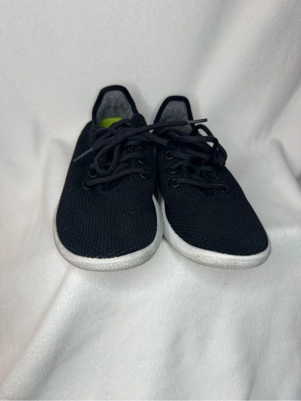 Allbirds Tree Runners Womens 8 Black White Lightweight Mesh Sneakers Shoes